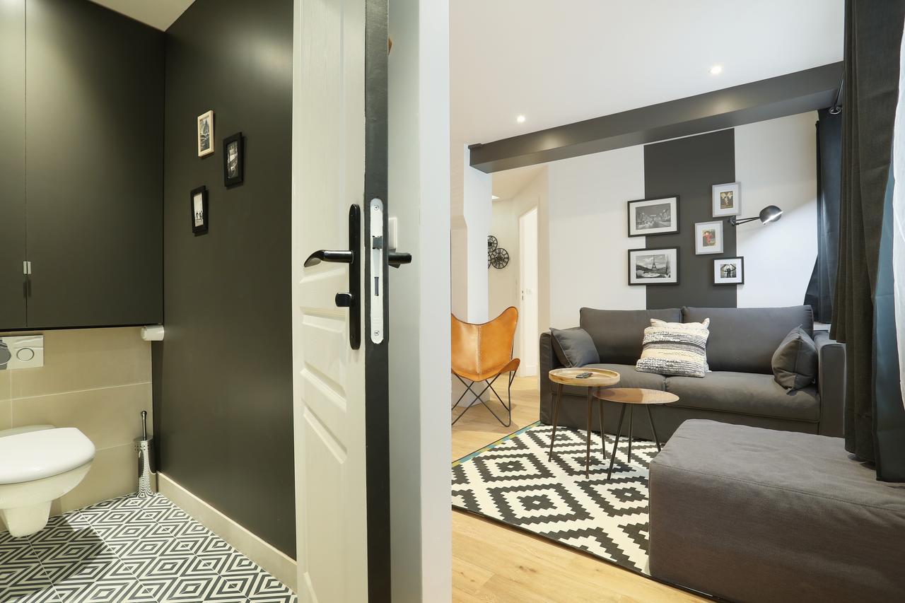 Rent A Room - Residence Blanche Parijs Buitenkant foto